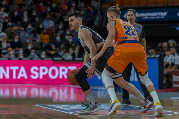 杜埃的首次 杜埃的首次